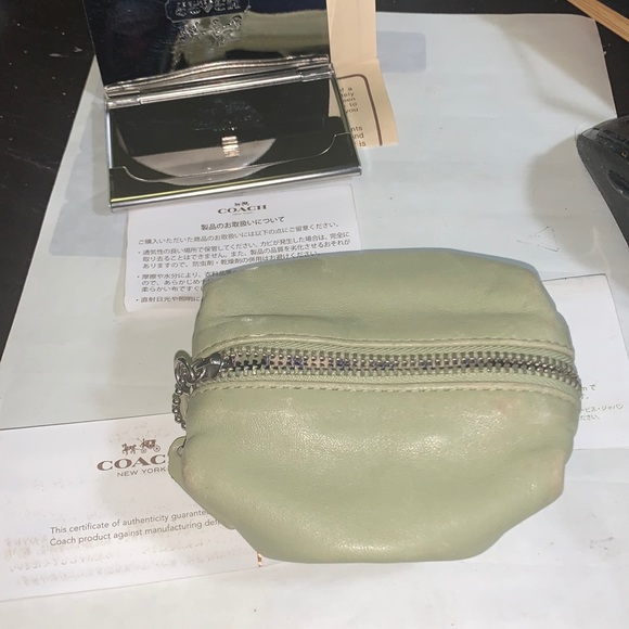 coach accessory pouch